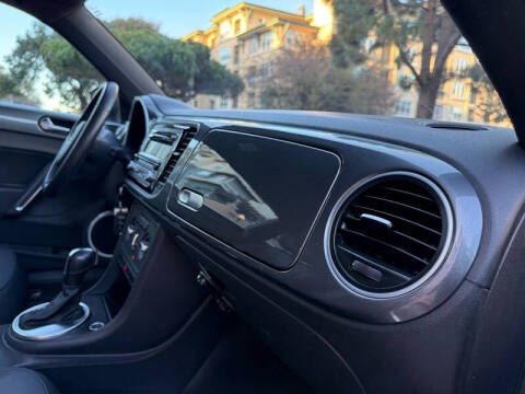 2012 Volkswagen Beetle 2.5L PZEV