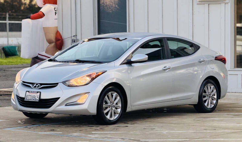 2015 Hyundai Elantra SE