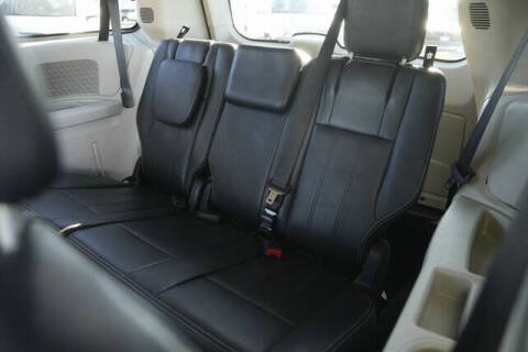 2012 Chrysler Town and Country Touring