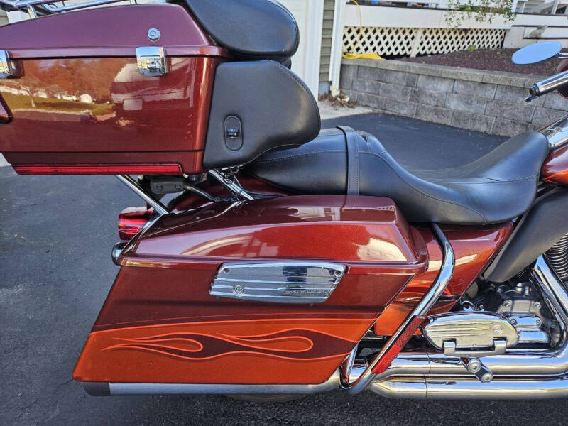 2010 Harley-Davidson Flhtcuse5