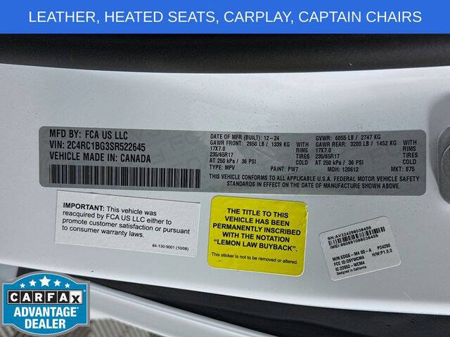 2025 Chrysler Pacifica Select