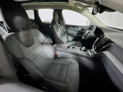 2023 Volvo XC60 B5 Core