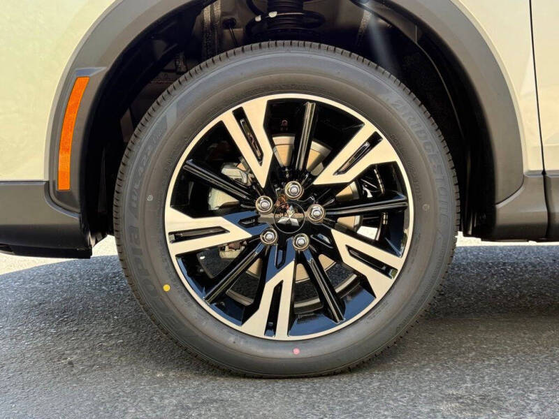2026 Mitsubishi Eclipse Cross SE