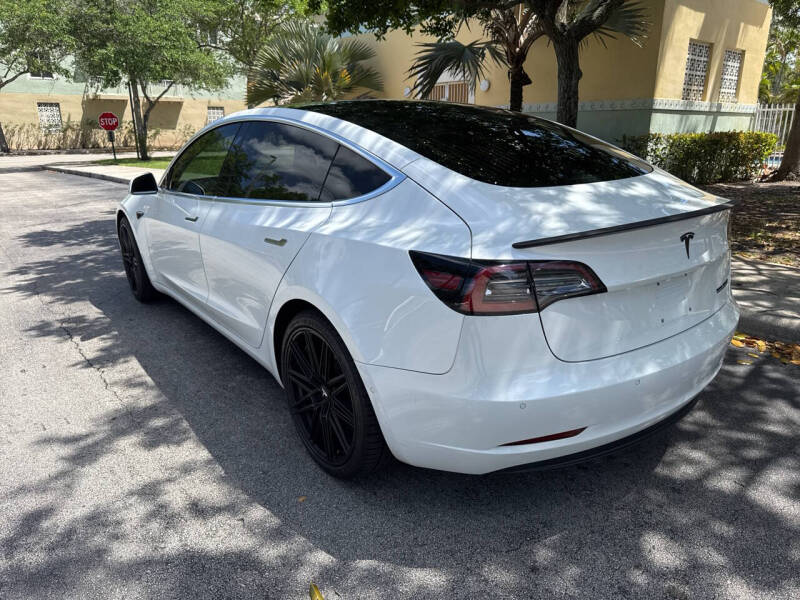 2018 Tesla Model 3 Performance
