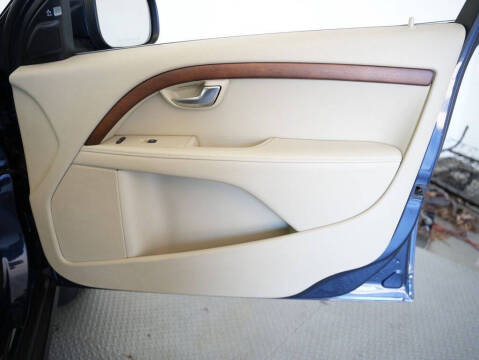 2011 Volvo XC70 3.2