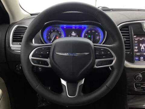 2021 Chrysler 300 Touring