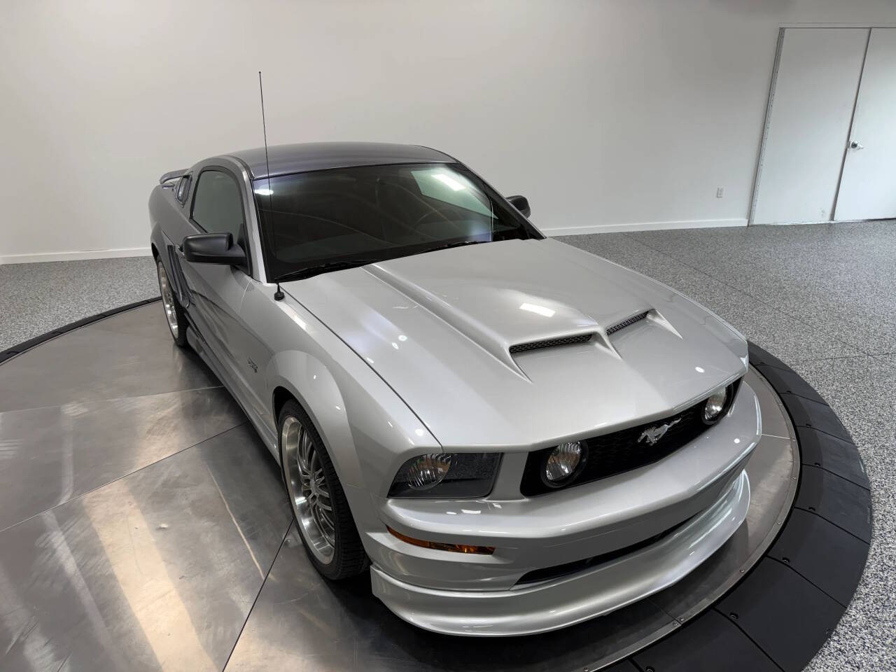2007 Ford Mustang 4