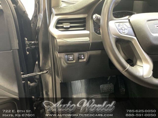 2017 GMC Acadia SLE-2