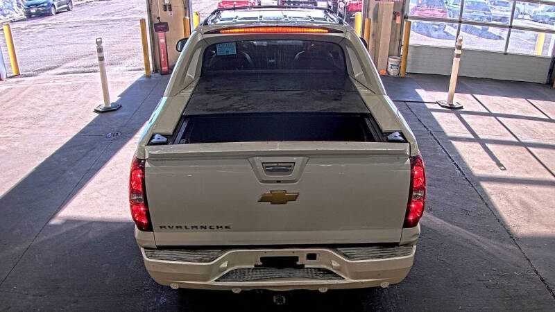 2012 Chevrolet Avalanche LTZ