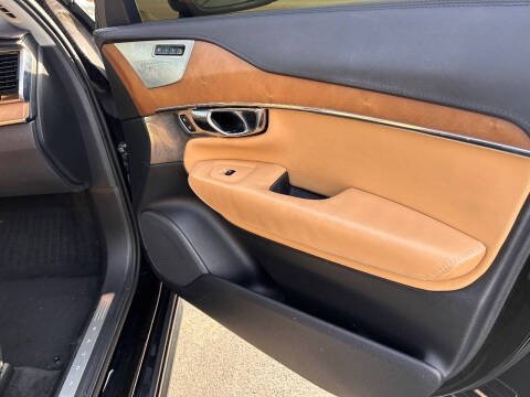 2016 Volvo XC90 T6 Inscription