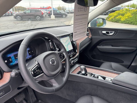 2023 Volvo XC60 B5 Plus Bright Theme