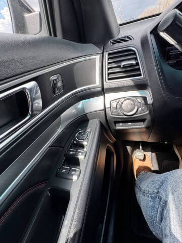 2016 Ford Explorer Sport