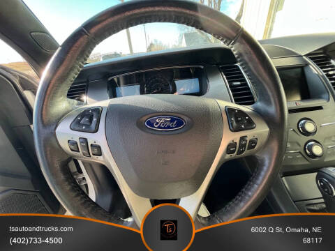 2015 Ford Taurus SEL