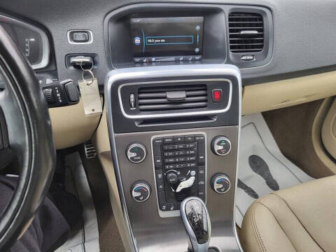 2015 Volvo S60 T5 Drive-E Premier