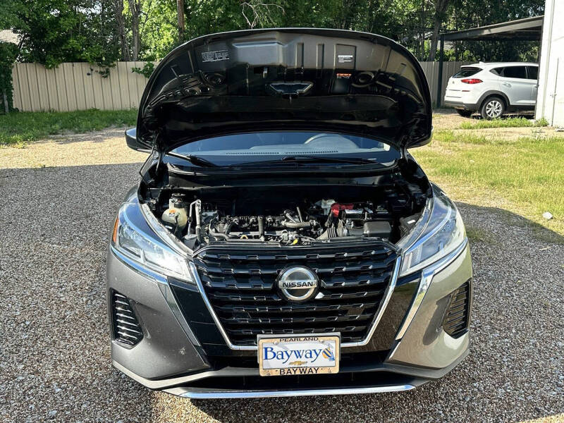 2021 Nissan Kicks S