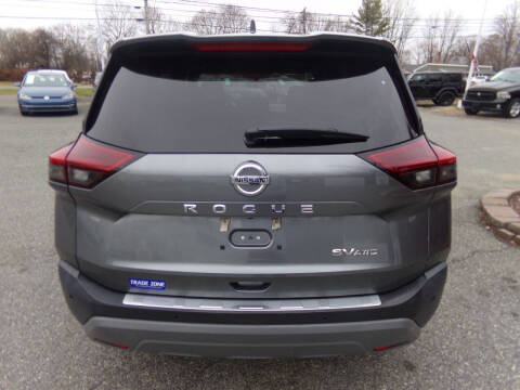 2021 Nissan Rogue SV