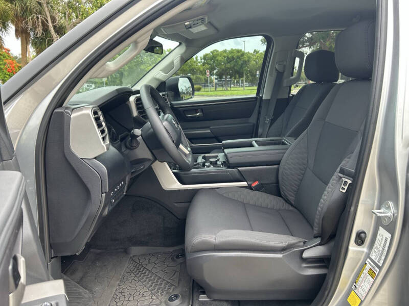 2024 Toyota Tundra SR5