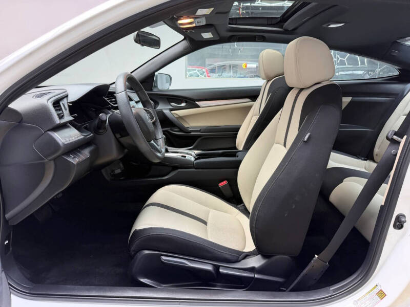 2017 Honda Civic LX-P