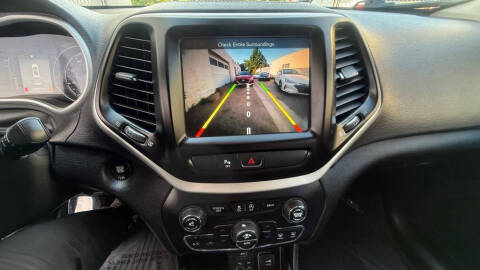2018 Jeep Cherokee Latitude Plus