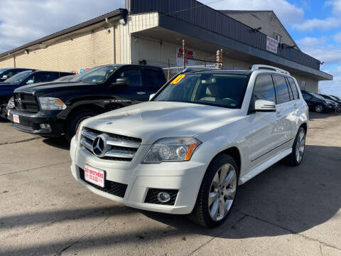 2010 Mercedes-Benz GLK for sale at Six Brothers Mega Lot in Youngstown OH