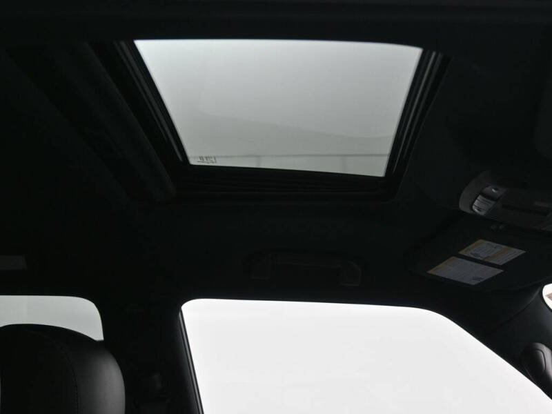 2022 Infiniti QX80 Sensory