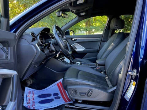 2021 Audi Q3 quattro Premium 40 TFSI