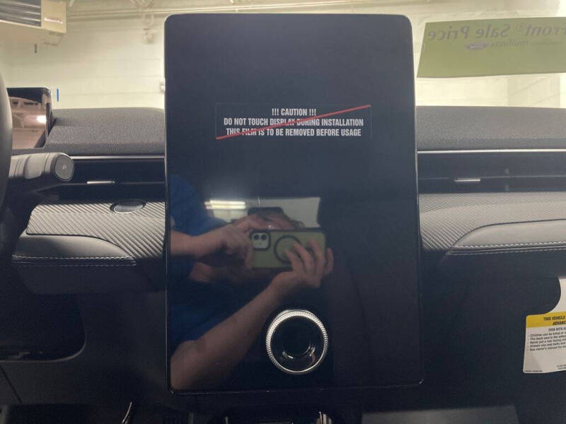 2025 Ford Mustang Mach-E Select