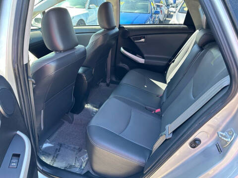 2012 Toyota Prius Plug-in Hybrid Advanced