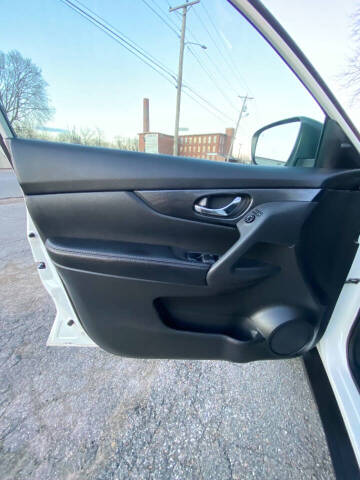 2016 Nissan Rogue SL