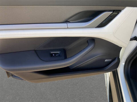 2020 Porsche Taycan Turbo