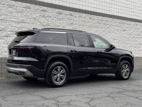 2024 Chevrolet Traverse LT