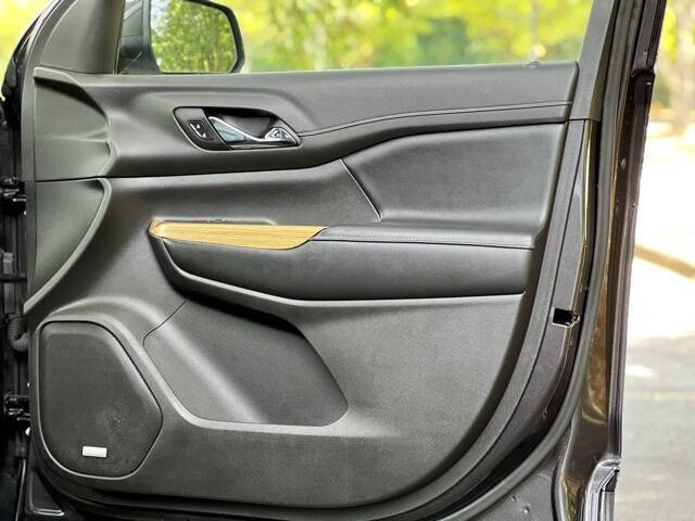 2019 GMC Acadia Denali