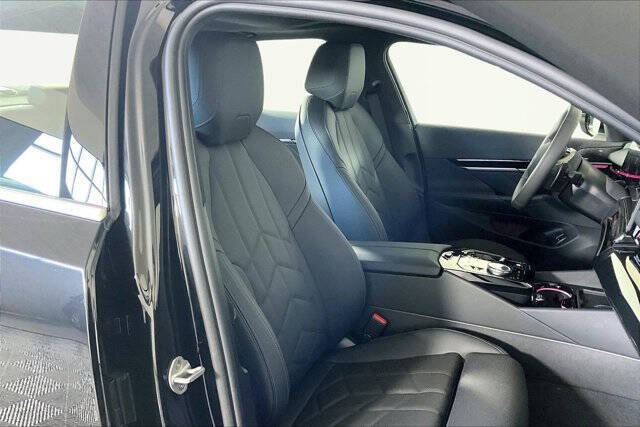 2026 BMW 5 Series 530i xDrive