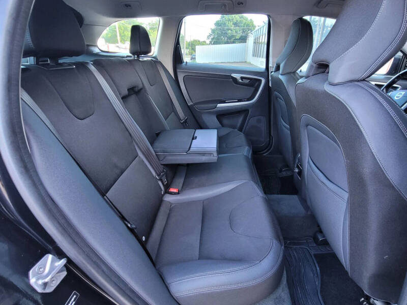 2015 Volvo XC60 T5 Drive-E