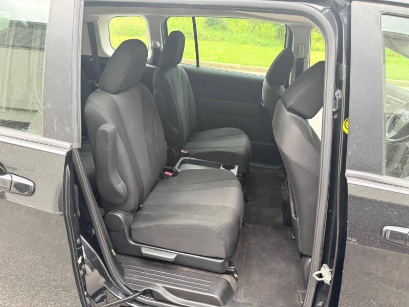 2015 Mazda MAZDA5 Sport