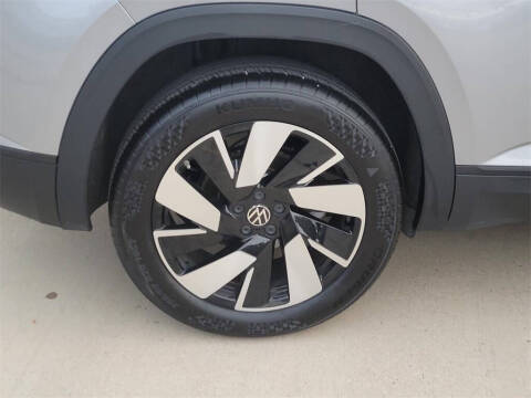 2025 Volkswagen Atlas Cross Sport SE