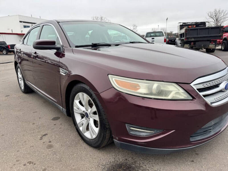 2011 Ford Taurus SEL