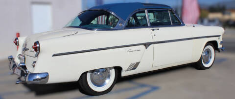 1954 Ford Crestline
