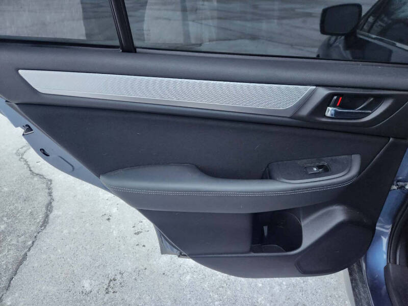 2016 Subaru Outback 2.5i Premium