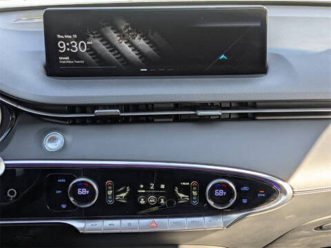 2023 Genesis Electrified GV70