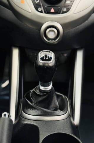 2013 Hyundai Veloster RE MIX