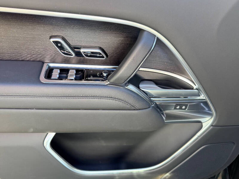 2023 Land Rover Range Rover P530 SE