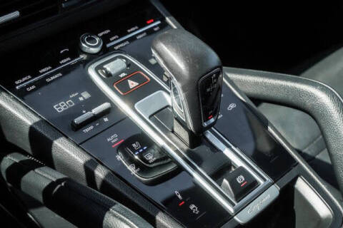 2022 Porsche Cayenne