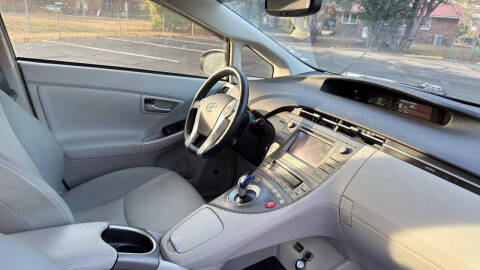 2012 Toyota Prius Two