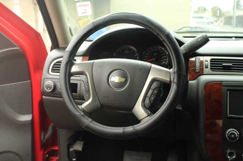 2012 Chevrolet Avalanche LS