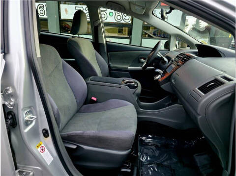 2013 Toyota Prius v