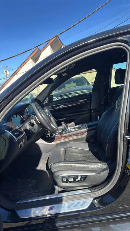 2016 BMW 7 Series 750i xDrive