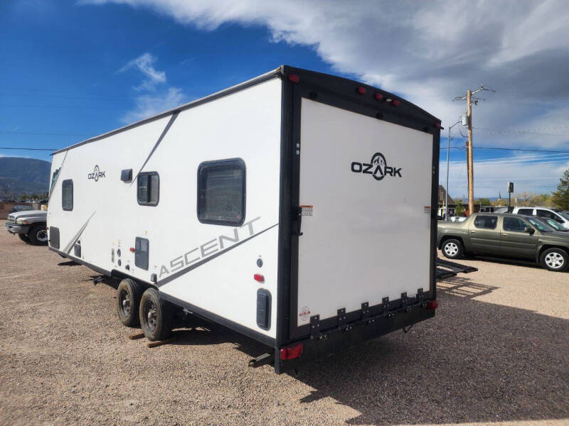 2022 Ozark Ascent