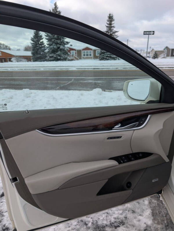 2013 Cadillac XTS Platinum Collection