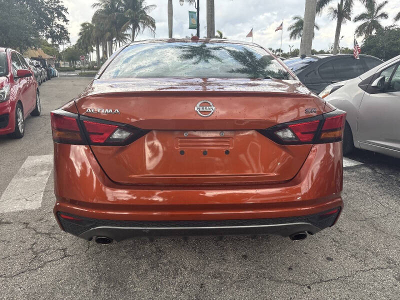 2019 Nissan Altima 2.5 SR